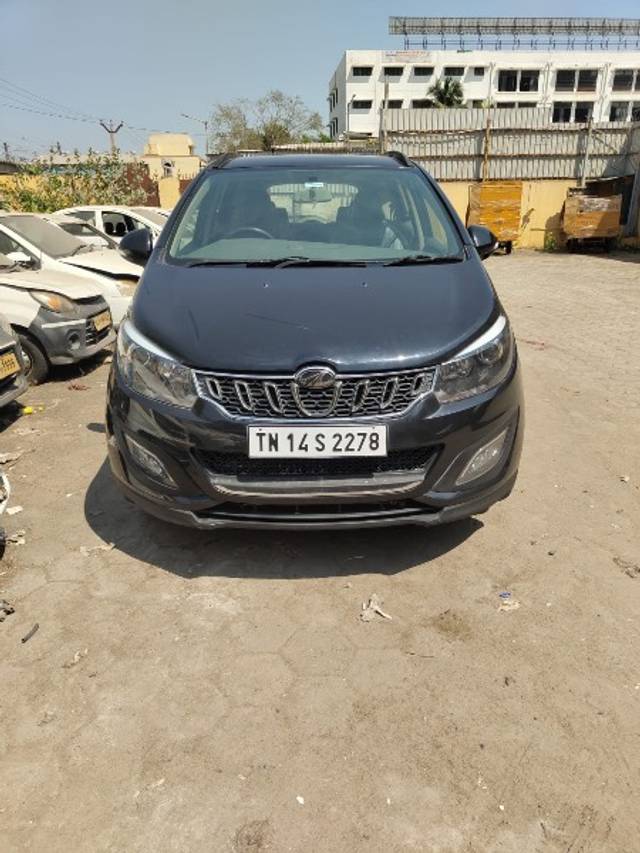 https://images10.gaadi.com/usedgaadi-sellcar/UsedCar/e5cb2822a/b8576081-c40a-4795-8725-067671b848f4.jpeg?imwidth=6400