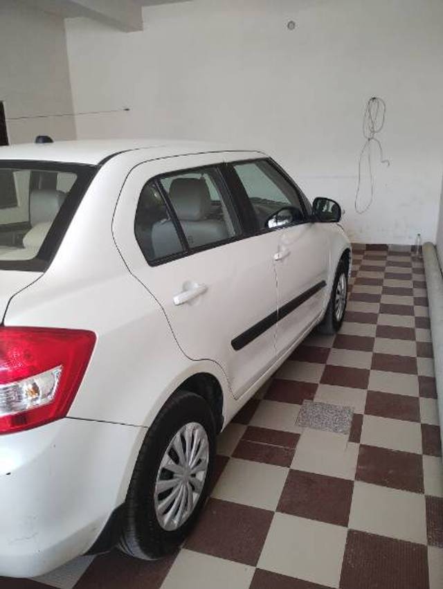 https://images10.gaadi.com/usedgaadi-sellcar/UsedCar/e5cc2859a/77c2e686-29e4-423d-8aa2-8d8523537099.jpg?imwidth=6401