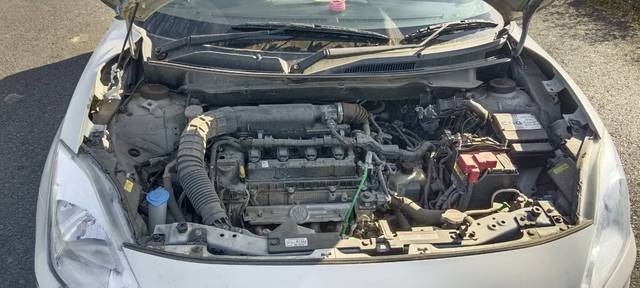 https://images10.gaadi.com/usedgaadi-sellcar/UsedCar/e5cc48d8a/c720c6cb-f924-489e-bdbd-cd85e24b30cb.jpg?imwidth=6402