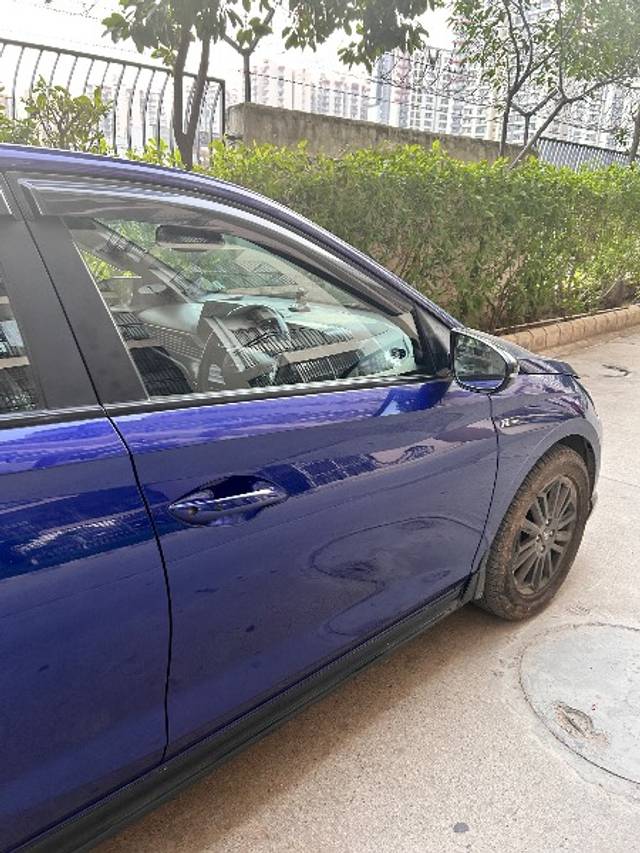 https://images10.gaadi.com/usedgaadi-sellcar/UsedCar/e5cc5a79a/be8e5745-f291-4542-932e-e6ecbbf305fa.jpeg?imwidth=6402