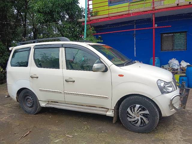 https://images10.gaadi.com/usedgaadi-sellcar/UsedCar/e5cce2eba/ff4863fc-faf8-404a-b7a5-bc1aeb2d936f.jpg?imwidth=6401