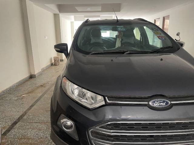 https://images10.gaadi.com/usedgaadi-sellcar/UsedCar/e5ccfdfda/6b43224f-fda9-4454-b79a-88d11065ac53.jpeg?imwidth=6402
