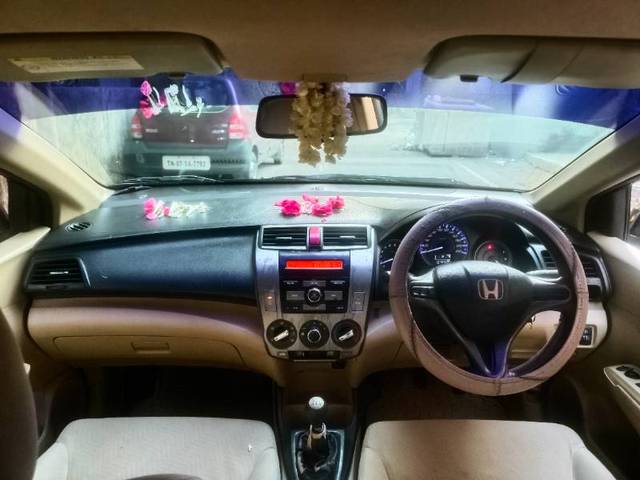https://images10.gaadi.com/usedgaadi-sellcar/UsedCar/e5cd4c11a/c7d3c6d0-2bb8-4ae3-9c84-7abadcd8c146.jpg?imwidth=6402