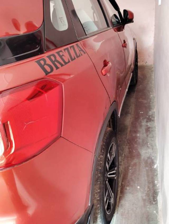 https://images10.gaadi.com/usedgaadi-sellcar/UsedCar/e5ce1a0ca/a13d8839-1a1f-4d65-bccb-d8408c7585d8.jpg?imwidth=6401