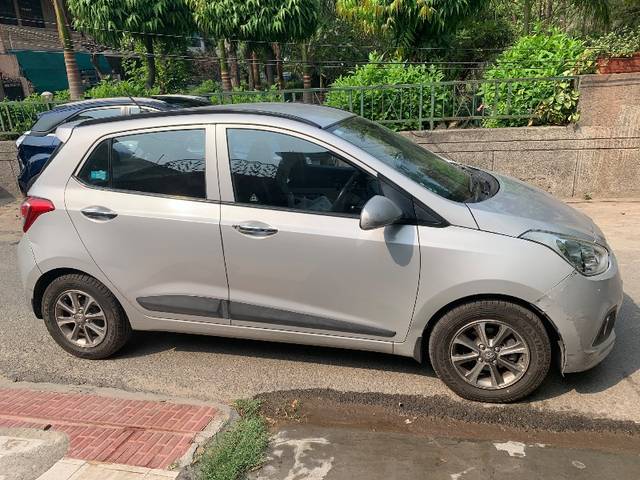 https://images10.gaadi.com/usedgaadi-sellcar/UsedCar/e5ce3ca8a/2cd1dc5d-b133-4244-b40e-efc4e27dfeb2.jpeg?imwidth=6401