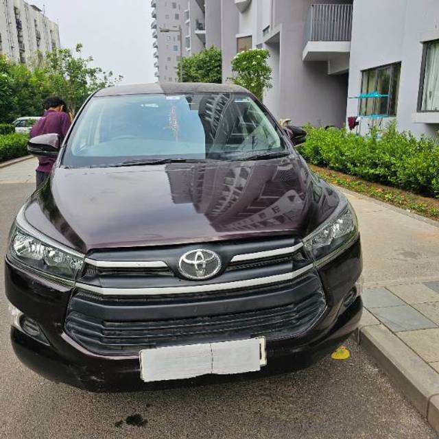 https://images10.gaadi.com/usedgaadi-sellcar/UsedCar/e5ce46dca/1a7cd21c-ef51-4856-b7a2-27a4f84436b8.jpg?imwidth=6402
