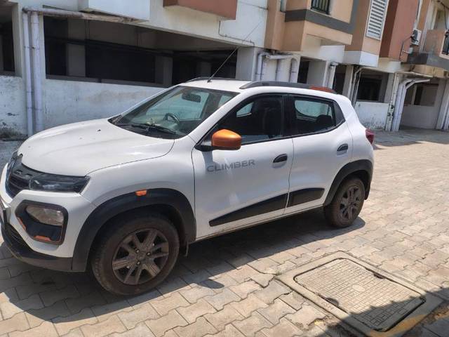 https://images10.gaadi.com/usedgaadi-sellcar/UsedCar/e5cef962a/2c69b260-99d8-4adf-9377-a56237305490.jpg?imwidth=6402