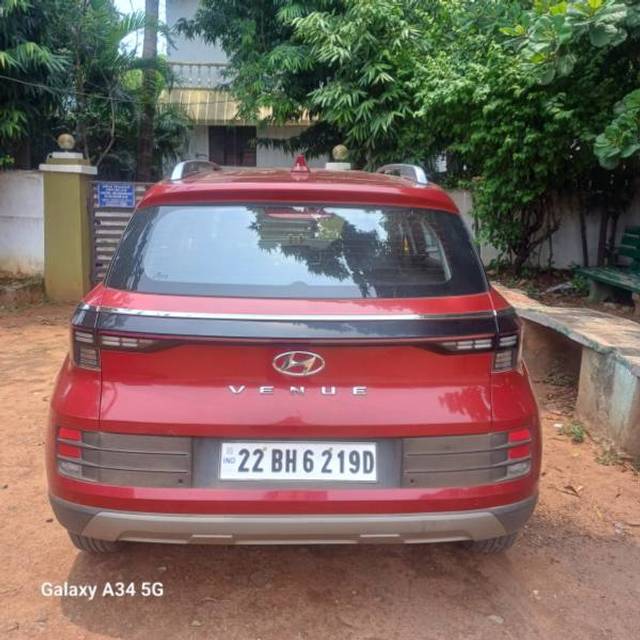 https://images10.gaadi.com/usedgaadi-sellcar/UsedCar/e5cf9441a/1d8ace94-5f97-4e62-b5ec-788abb0e736d.jpeg?imwidth=6402