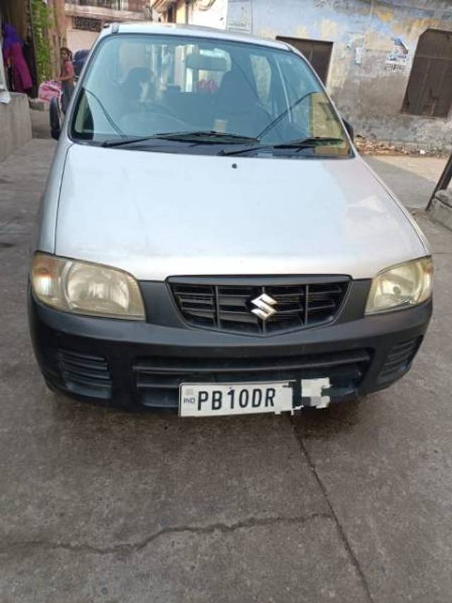 https://images10.gaadi.com/usedgaadi-sellcar/UsedCar/e5cf95eaa/44b2a2f9-9b61-4b7c-8778-c61d4a8a8df2.jpg?imwidth=6400