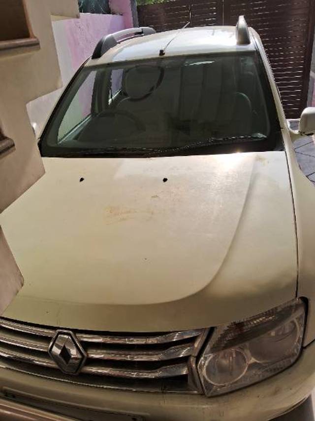 https://images10.gaadi.com/usedgaadi-sellcar/UsedCar/e5cff8b0a/24e2d0b1-c2e6-4b1c-8d07-e0104a0a4de4.jpg?imwidth=6400