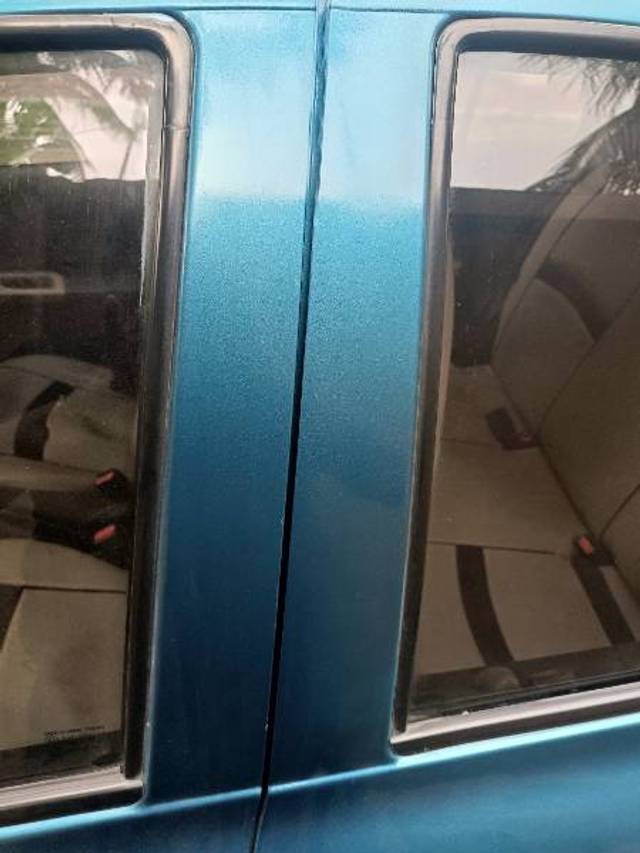 https://images10.gaadi.com/usedgaadi-sellcar/UsedCar/e5d00377a/1ebb99a7-2cd1-4ab0-b2b3-bfed113809e4.jpg?imwidth=6402