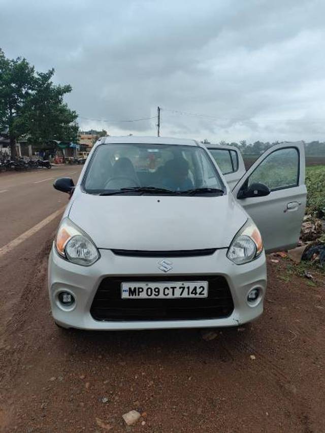 https://images10.gaadi.com/usedgaadi-sellcar/UsedCar/e5d00517a/47ba362b-ad59-4214-baa7-f76c370f9262.jpg?imwidth=6400