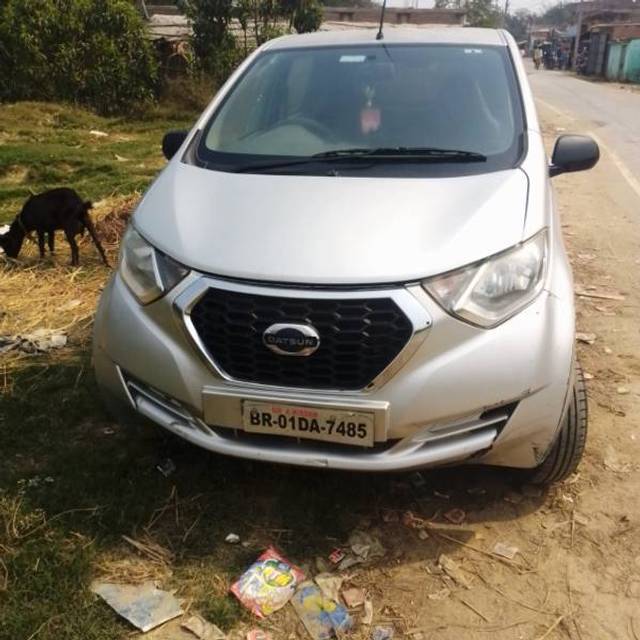 https://images10.gaadi.com/usedgaadi-sellcar/UsedCar/e5d0250fa/1409f018-7777-4b6a-b24d-d2c8423876e5.jpg?imwidth=6400