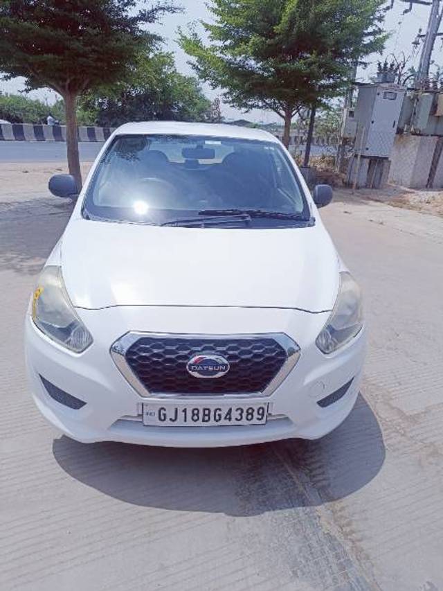 https://images10.gaadi.com/usedgaadi-sellcar/UsedCar/e5d0bf05a/c0a42e77-91b2-4ce4-afcf-e0a9e7f0e352.jpg?imwidth=6400