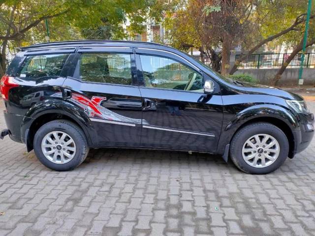 https://images10.gaadi.com/usedgaadi-sellcar/UsedCar/e5d0f7a9a/82a84328-1876-4a58-8108-aaccaf8c916b.jpeg?imwidth=6401