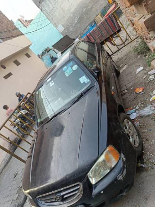 https://images10.gaadi.com/usedgaadi-sellcar/UsedCar/e5d1115aa/4d0f2f6e-a601-4fc6-82c1-fae738111d89.jpeg?imwidth=6402