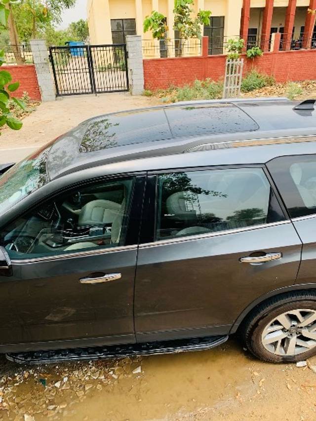 https://images10.gaadi.com/usedgaadi-sellcar/UsedCar/e5d11511a/52bfed63-a489-4f6a-ace0-9021638e0c22.jpeg?imwidth=6401