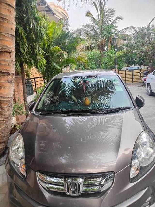 https://images10.gaadi.com/usedgaadi-sellcar/UsedCar/e5d142f1a/91ab2c62-d226-485e-beb2-a1cab6e5a4b3.jpg?imwidth=6400