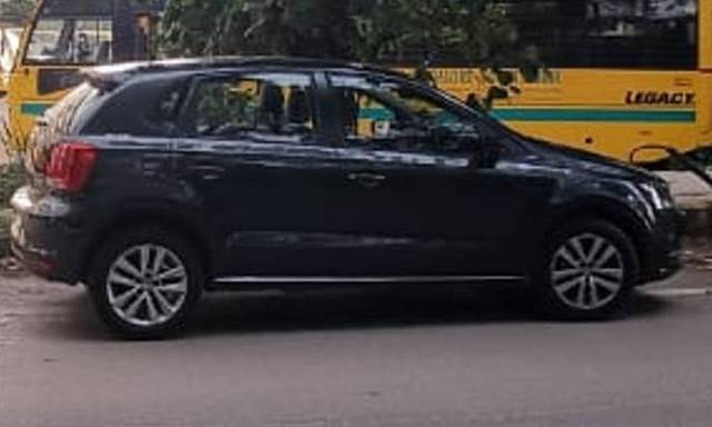 https://images10.gaadi.com/usedgaadi-sellcar/UsedCar/e5d26ba9a/d49ecdf5-f051-425a-a1c1-e5d78fd9534d.png?imwidth=6400