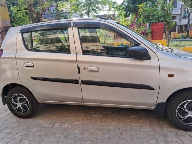 https://images10.gaadi.com/usedgaadi-sellcar/UsedCar/e5d2792ca/bc0ce058-1488-43df-b036-52e43a357c82.jpg?imwidth=6401