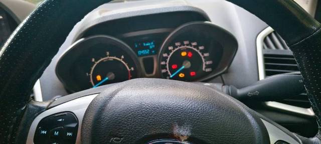 https://images10.gaadi.com/usedgaadi-sellcar/UsedCar/e5d2fc74a/c193801d-b7f0-49cf-a988-a01c15006933.jpg?imwidth=6402