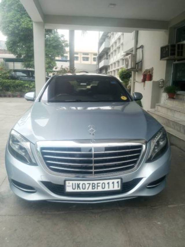 https://images10.gaadi.com/usedgaadi-sellcar/UsedCar/e5d330aca/6ea8c421-71c0-4f3c-8df0-765e31cfd022.jpeg?imwidth=6400