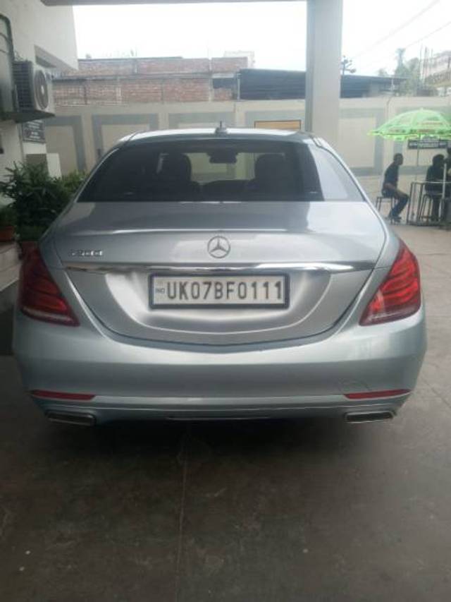 https://images10.gaadi.com/usedgaadi-sellcar/UsedCar/e5d330aca/b8fd840f-7890-4f99-b428-f2cd70bd3296.jpeg?imwidth=6402