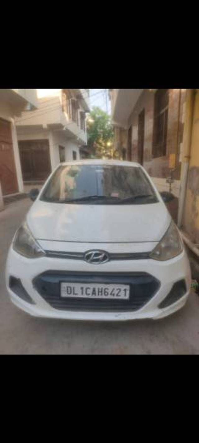 https://images10.gaadi.com/usedgaadi-sellcar/UsedCar/e5d3a1d4a/1cd1dcc3-4f47-4a8e-a6e2-8c597a441776.jpg?imwidth=6400