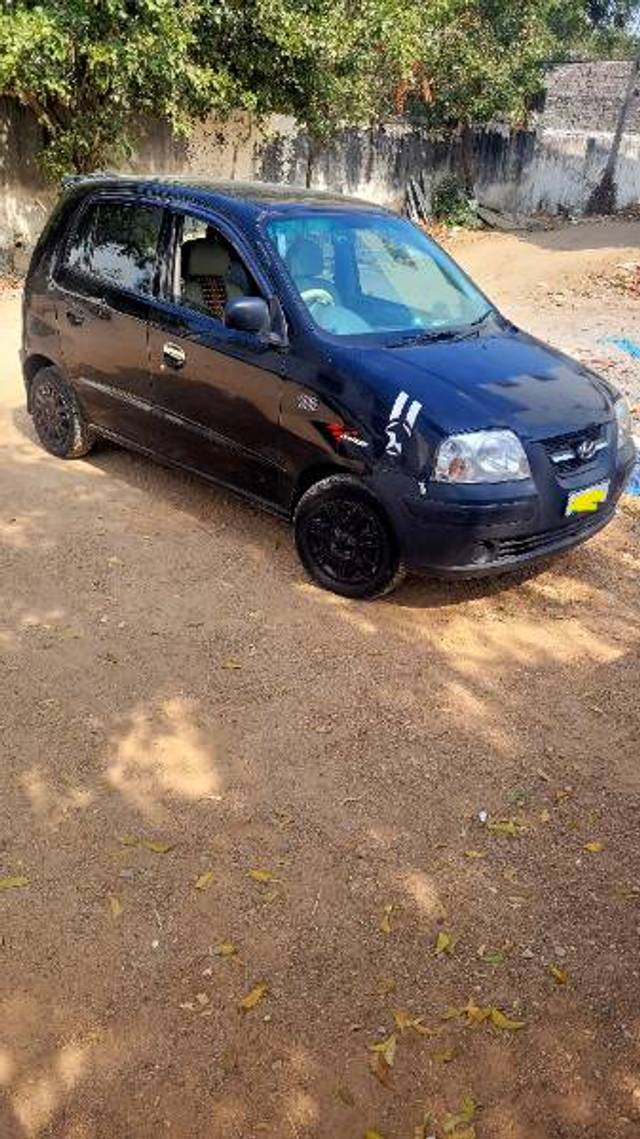 https://images10.gaadi.com/usedgaadi-sellcar/UsedCar/e5d41cbda/a10dcd4a-f2ff-4e7a-bfe5-f70edf4a702e.jpg?imwidth=6400