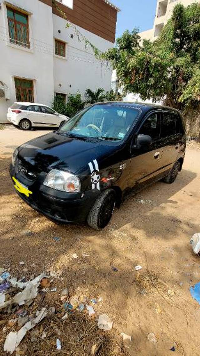 https://images10.gaadi.com/usedgaadi-sellcar/UsedCar/e5d41cbda/e2849fea-ed22-40e0-9d3a-987912d2de42.jpg?imwidth=6402