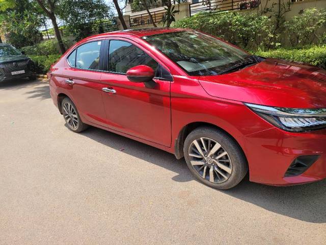 https://images10.gaadi.com/usedgaadi-sellcar/UsedCar/e5d4c4e2a/84d6e8dc-c7f8-40f7-81ce-14707a14b3ac.jpg?imwidth=6400