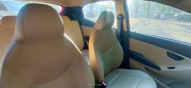 https://images10.gaadi.com/usedgaadi-sellcar/UsedCar/e5d4d744a/c929eda2-969a-4602-8f7f-cabc3df3d029.jpg?imwidth=6402