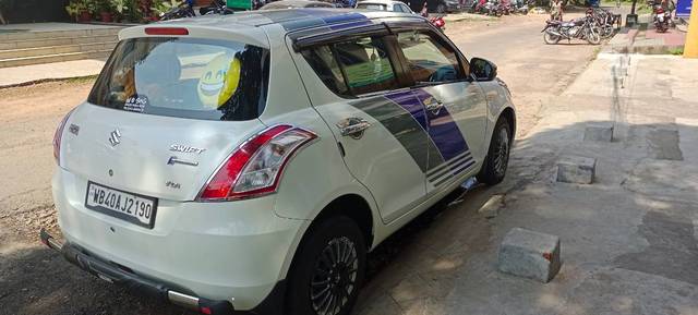 https://images10.gaadi.com/usedgaadi-sellcar/UsedCar/e5d4e474a/46bb6b7a-e821-44c6-b9f2-08aa9473bacf.jpg?imwidth=6402