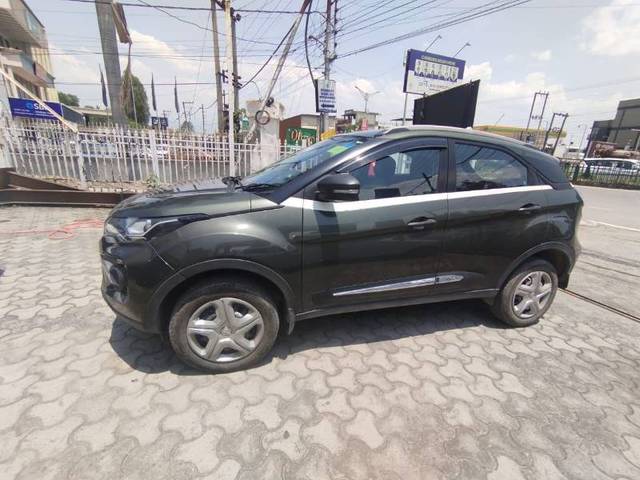 https://images10.gaadi.com/usedgaadi-sellcar/UsedCar/e5d53c86a/f40f8db6-9f0b-4fc2-87b2-da5df62f719c.jpeg?imwidth=6402