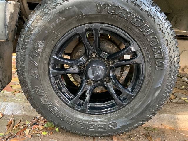 https://images10.gaadi.com/usedgaadi-sellcar/UsedCar/e5d5d5d1a/fbb8bde7-128c-41d6-84d9-5cc8255453df.jpeg?imwidth=6401