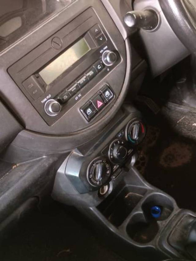https://images10.gaadi.com/usedgaadi-sellcar/UsedCar/e5d5e281a/050fac73-8a27-4903-8991-df83dd608c98.jpeg?imwidth=6402