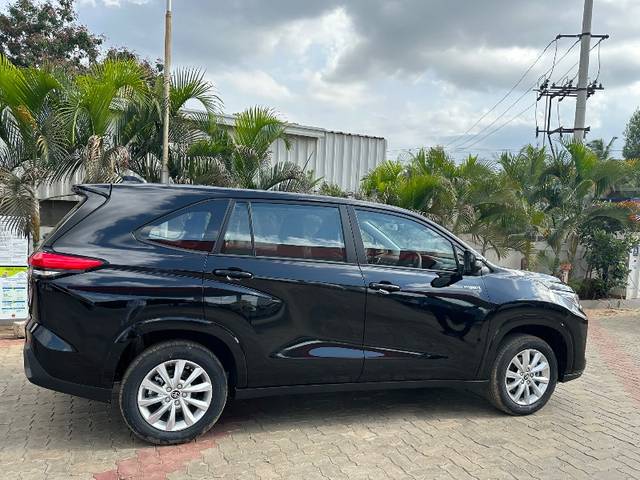 https://images10.gaadi.com/usedgaadi-sellcar/UsedCar/e5d7223da/1b9601d9-ba6a-4ae9-b99d-3f0a59c52f21.jpeg?imwidth=6402