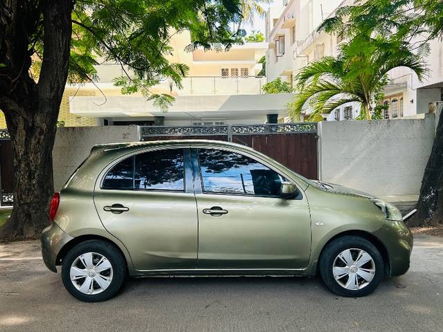 https://images10.gaadi.com/usedgaadi-sellcar/UsedCar/e5d7f6a4a/6d1f6bd0-ecb8-45a9-903d-c69b9fd9b80c.jpeg?imwidth=6401