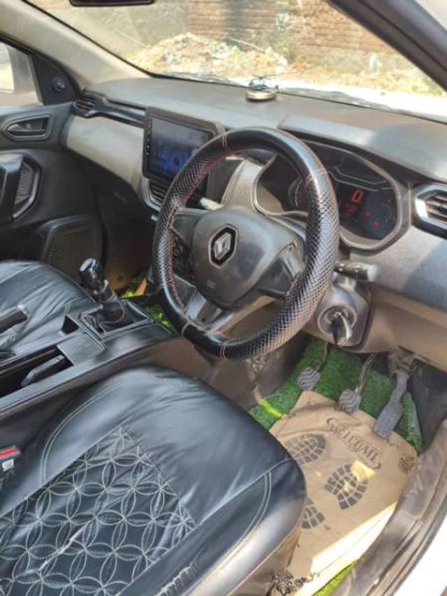 https://images10.gaadi.com/usedgaadi-sellcar/UsedCar/e5d833a5a/4aeb22c3-d10c-48ed-892b-13f66806984e.jpg?imwidth=6401