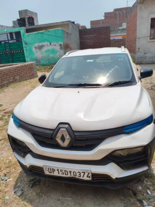 https://images10.gaadi.com/usedgaadi-sellcar/UsedCar/e5d833a5a/d72d9de9-40bc-43bf-8323-5b4feed9f77c.jpg?imwidth=6400