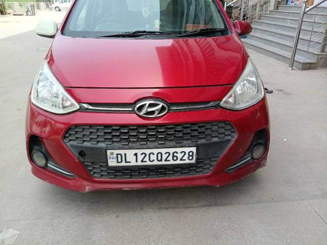 https://images10.gaadi.com/usedgaadi-sellcar/UsedCar/e5d8b5d7a/2c0f9bd5-5bca-42b9-ba64-d979c70bceeb.jpg?imwidth=6400