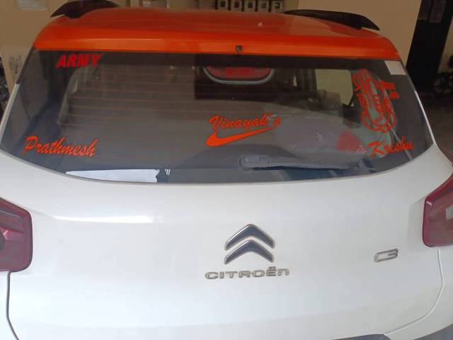 https://images10.gaadi.com/usedgaadi-sellcar/UsedCar/e5d8ee6ba/6e76149f-e9e8-47e5-a636-51f22f0f4a66.jpg?imwidth=6400