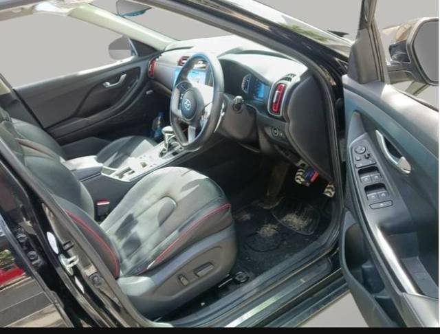 https://images10.gaadi.com/usedgaadi-sellcar/UsedCar/e5d94caaa/012abd24-d5f5-4b9a-af48-ea7c18331384.jpg?imwidth=6401