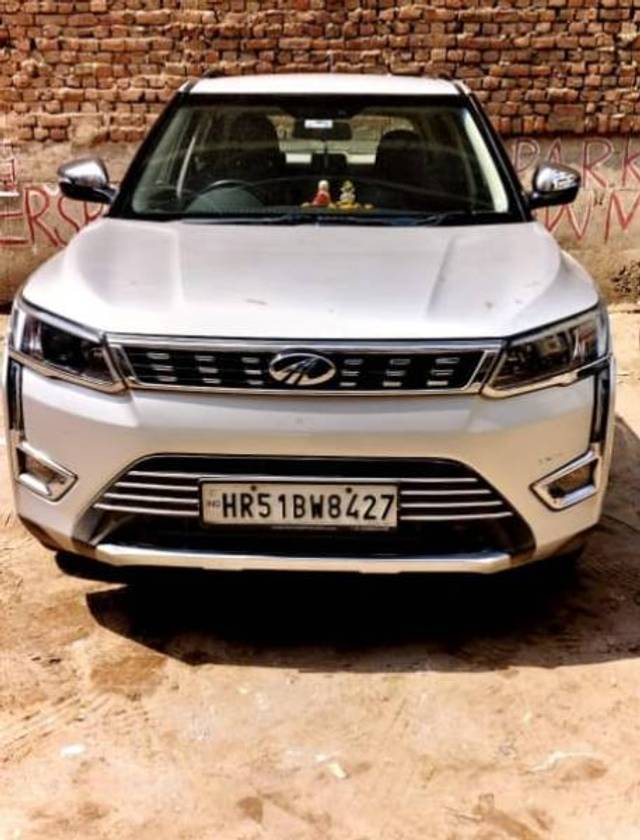 https://images10.gaadi.com/usedgaadi-sellcar/UsedCar/e5d97d06a/c24185f7-7e31-4d25-a4d8-d490941c3715.jpg?imwidth=6400