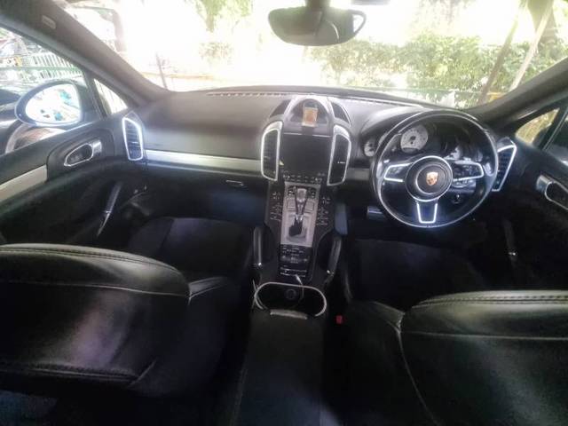 https://images10.gaadi.com/usedgaadi-sellcar/UsedCar/e5d97f28a/38dcb71a-f521-4c2b-a672-eefcb9978c13.jpeg?imwidth=6401
