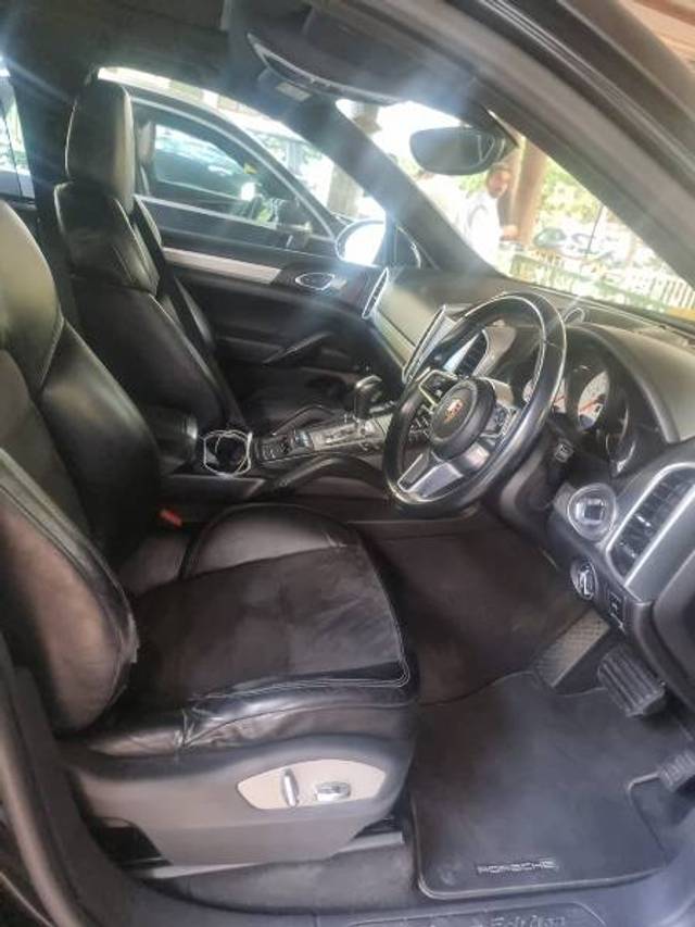 https://images10.gaadi.com/usedgaadi-sellcar/UsedCar/e5d97f28a/dc5dd19a-d848-4d09-b5db-5af0f833f146.jpeg?imwidth=6402