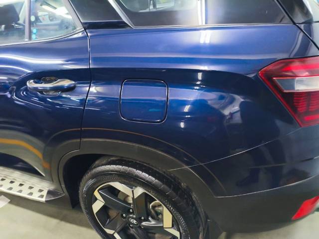https://images10.gaadi.com/usedgaadi-sellcar/UsedCar/e5d9e4caa/48f91705-f107-4a1a-8784-6e9e0bdd8c3f.jpeg?imwidth=6402