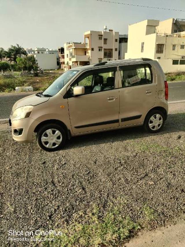 https://images10.gaadi.com/usedgaadi-sellcar/UsedCar/e5d9e541a/e749486d-aa85-4a5e-9e31-feaf960d2565.jpg?imwidth=6401