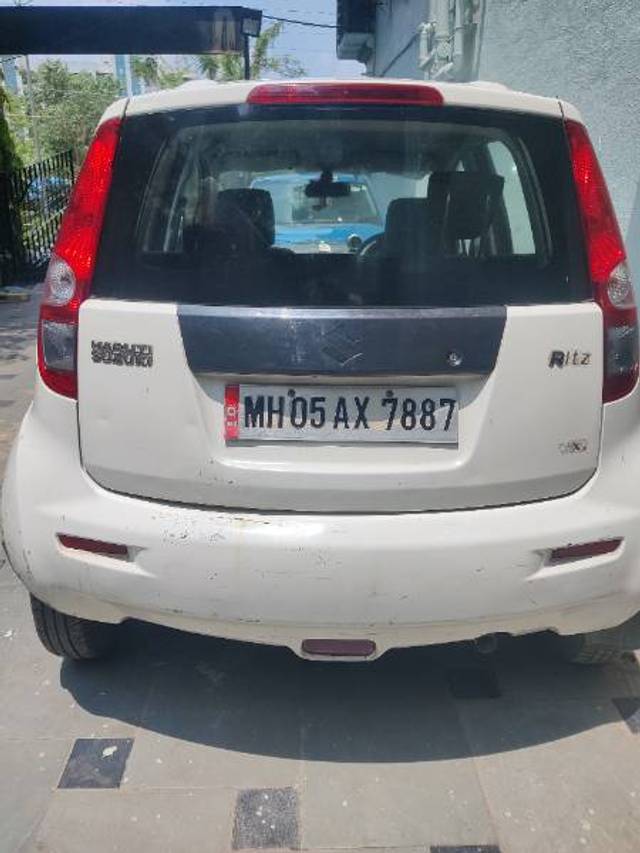 https://images10.gaadi.com/usedgaadi-sellcar/UsedCar/e5da6e63a/9fa07c0b-a9a3-42e2-81df-2b4d9ff528b9.jpg?imwidth=6401
