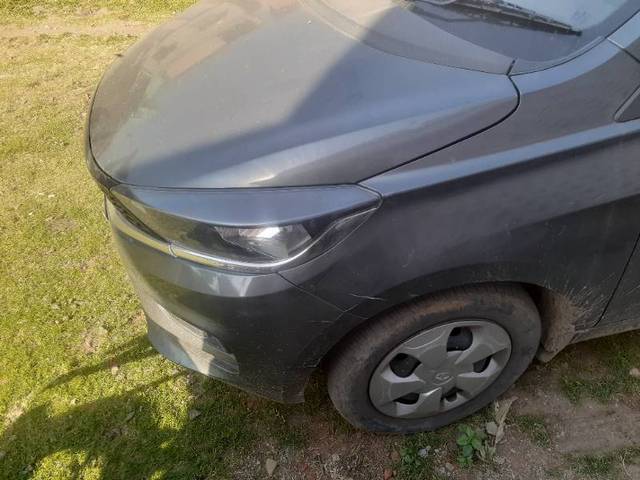 https://images10.gaadi.com/usedgaadi-sellcar/UsedCar/e5dacae0a/8d7ca288-dc78-40e5-8306-8d36174ef005.jpg?imwidth=6400